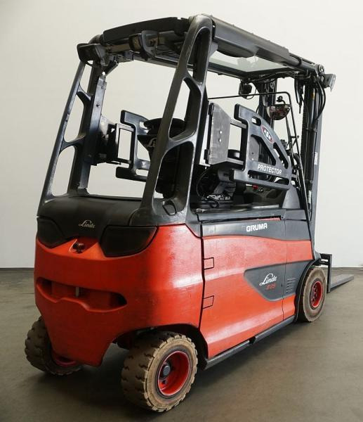 Linde E 25/600 RHL 387 - Carretilla elevadora eléctrica: foto 2 Linde E 25/600 RHL 387 - Carretilla elevadora eléctrica: foto 2
