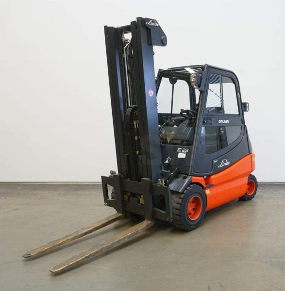 Linde E 25 EX S 336-31 - Carretilla elevadora eléctrica: foto 1 Linde E 25 EX S 336-31 - Carretilla elevadora eléctrica: foto 1