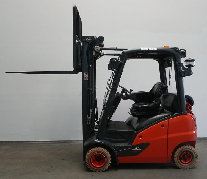 Linde H 18 T EVO 391-00 - Carretilla elevadora de gas: foto 5 Linde H 18 T EVO 391-00 - Carretilla elevadora de gas: foto 5