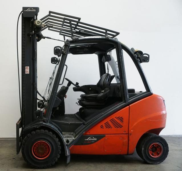 Linde H 30 D (3A) EVO 393-02 - Carretilla elevadora diésel: foto 4 Linde H 30 D (3A) EVO 393-02 - Carretilla elevadora diésel: foto 4