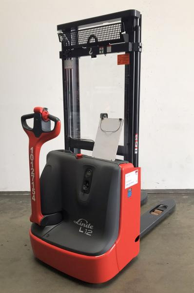 Linde L 12 1172 - Apilador: foto 5 Linde L 12 1172 - Apilador: foto 5