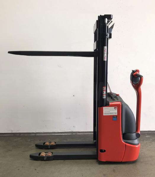 Linde L 12 1172 - Apilador: foto 4 Linde L 12 1172 - Apilador: foto 4