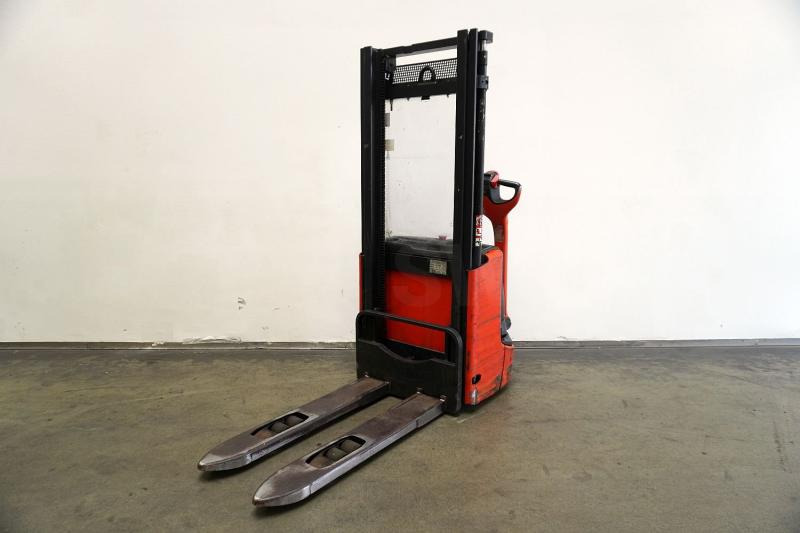 Linde L 12 1172 - Apilador: foto 2 Linde L 12 1172 - Apilador: foto 2