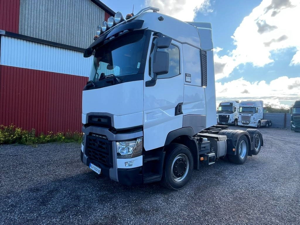 Renault T serie nr 0153 - Cabeza tractora: foto 1 Renault T serie nr 0153 - Cabeza tractora: foto 1