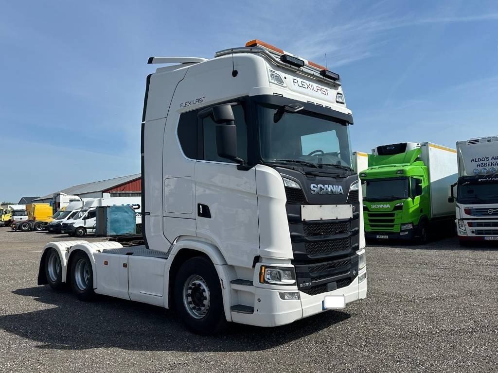 Scania S580A6X2NB NGS Highline 8881 - Cabeza tractora: foto 1 Scania S580A6X2NB NGS Highline 8881 - Cabeza tractora: foto 1