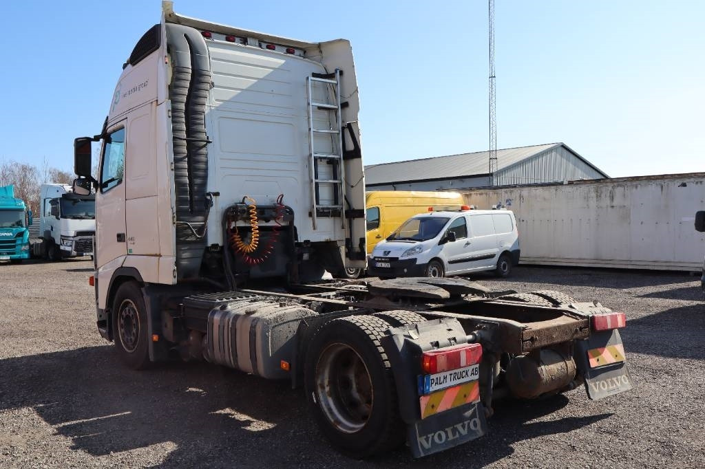Volvo FH 440 4X2 serie 8147 - Cabeza tractora: foto 3 Volvo FH 440 4X2 serie 8147 - Cabeza tractora: foto 3