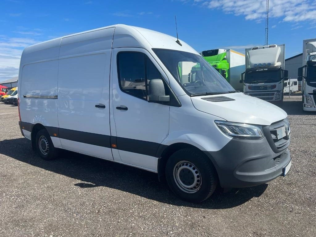 Mercedes-Benz Sprinter 316 CDI serie 1818 - Furgón: foto 2 Mercedes-Benz Sprinter 316 CDI serie 1818 - Furgón: foto 2