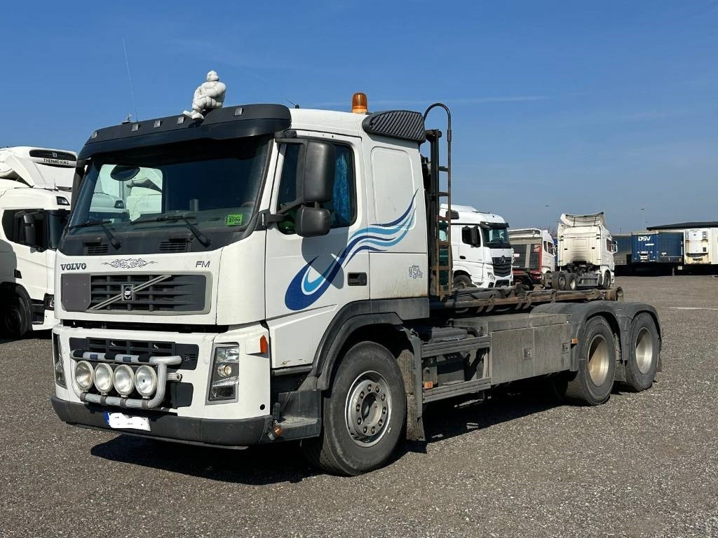 Volvo FM 440 6*2 25712 - Camión multibasculante: foto 1 Volvo FM 440 6*2 25712 - Camión multibasculante: foto 1