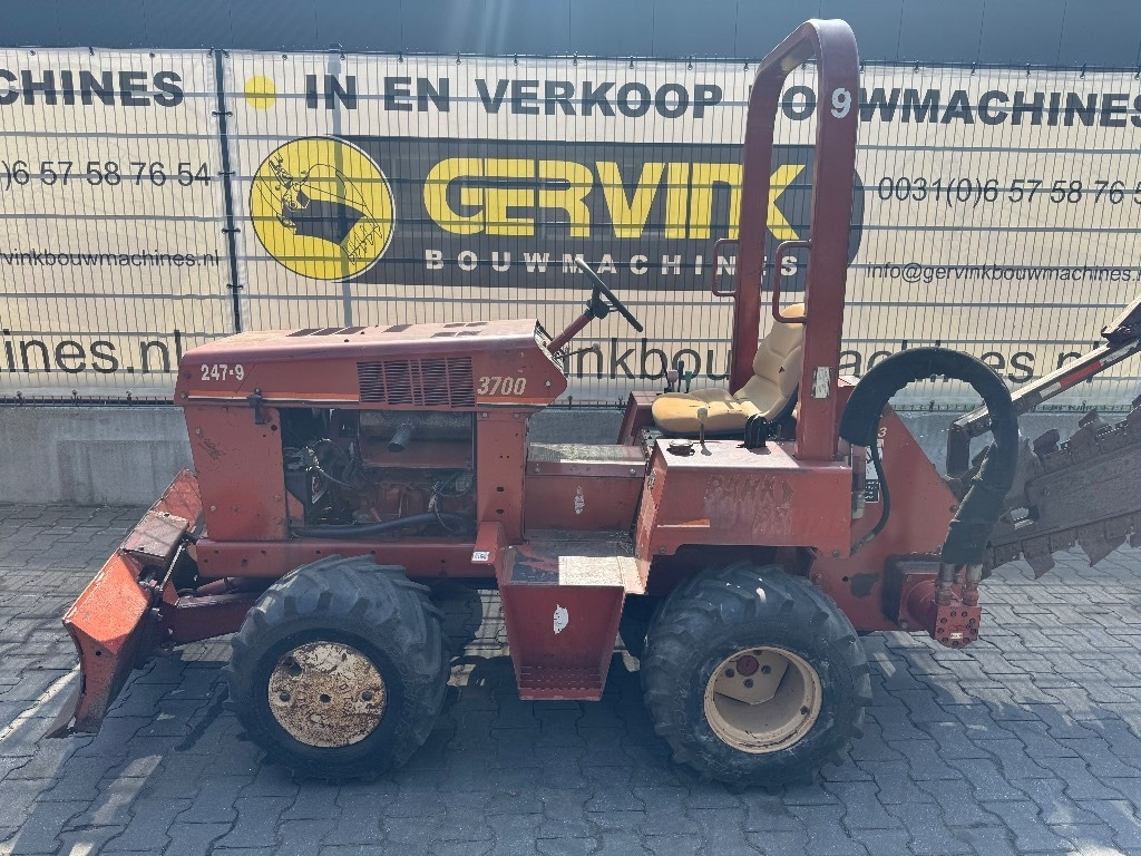 Ditch Witch 3700 DD - Zanjadora: foto 3 Ditch Witch 3700 DD - Zanjadora: foto 3