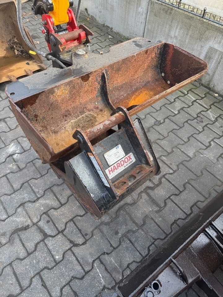 JCB 8018 - Miniexcavadora: foto 4 JCB 8018 - Miniexcavadora: foto 4