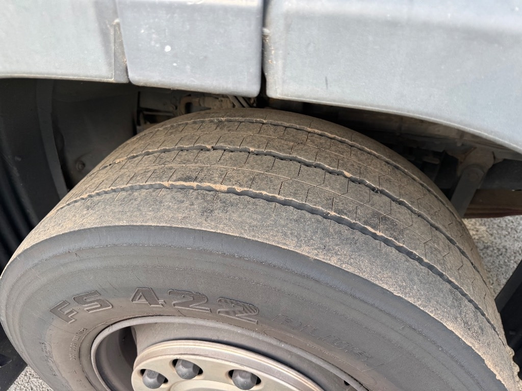 Scania P 340 - Camión caja cerrada: foto 4 Scania P 340 - Camión caja cerrada: foto 4