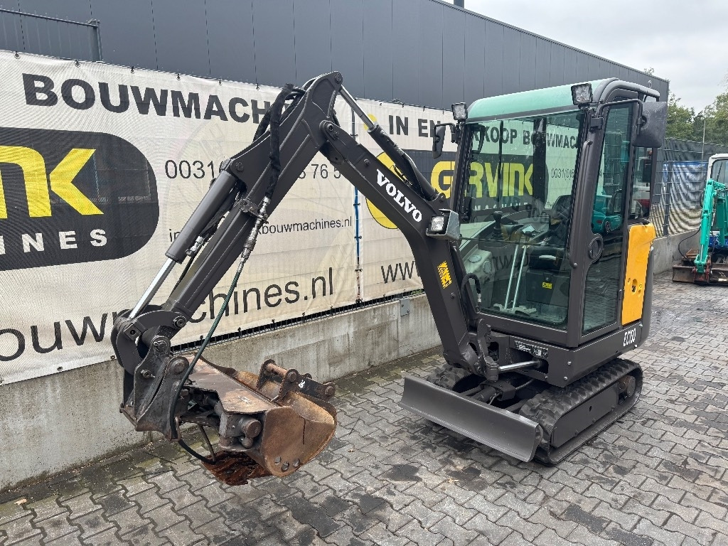 Volvo EC15 - Miniexcavadora: foto 5 Volvo EC15 - Miniexcavadora: foto 5