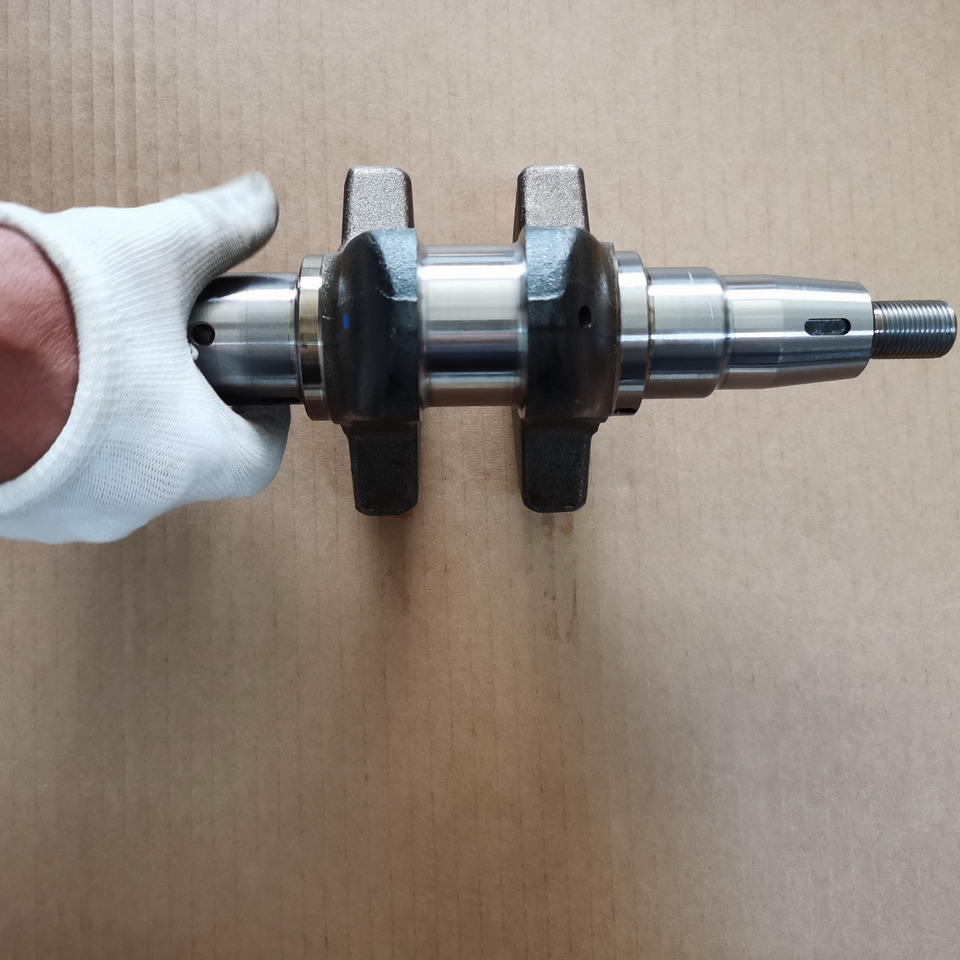 KOOP Original Crankshaft for KD192FC Engine - Cigüeñal para Cargadora de ruedas: foto 2 KOOP Original Crankshaft for KD192FC Engine - Cigüeñal para Cargadora de ruedas: foto 2