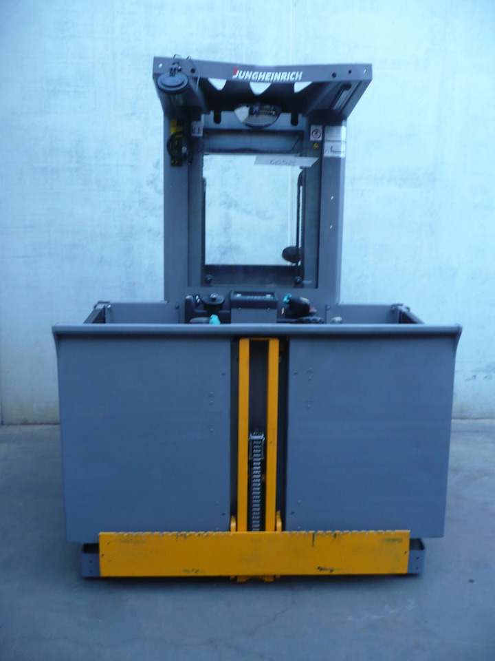 Jungheinrich EKS 312 Z+I 475 DZ - Recoge pedidos: foto 5 Jungheinrich EKS 312 Z+I 475 DZ - Recoge pedidos: foto 5