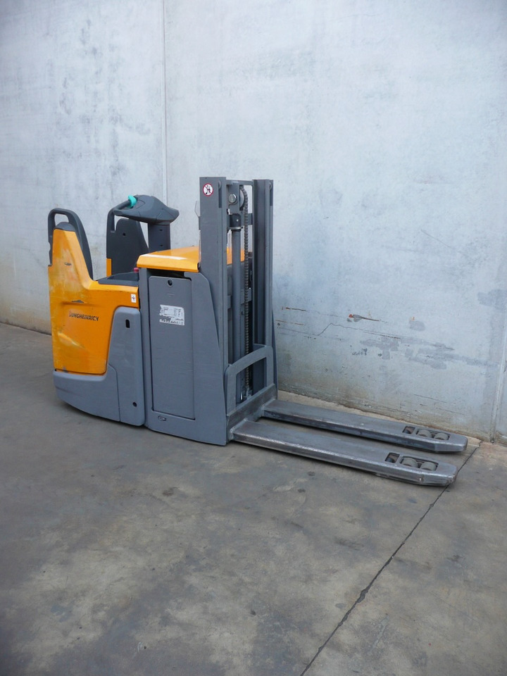 Jungheinrich ERD 220 201 ZT - Apilador: foto 4 Jungheinrich ERD 220 201 ZT - Apilador: foto 4