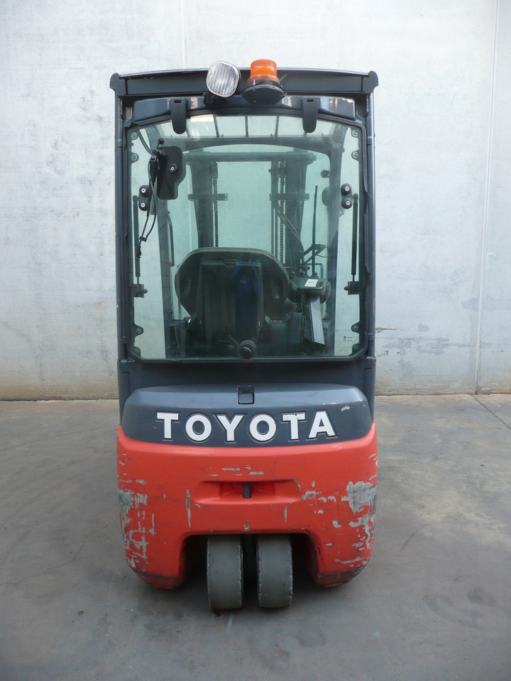 Carretilla elevadora eléctrica Toyota 8FBE15T: foto 6