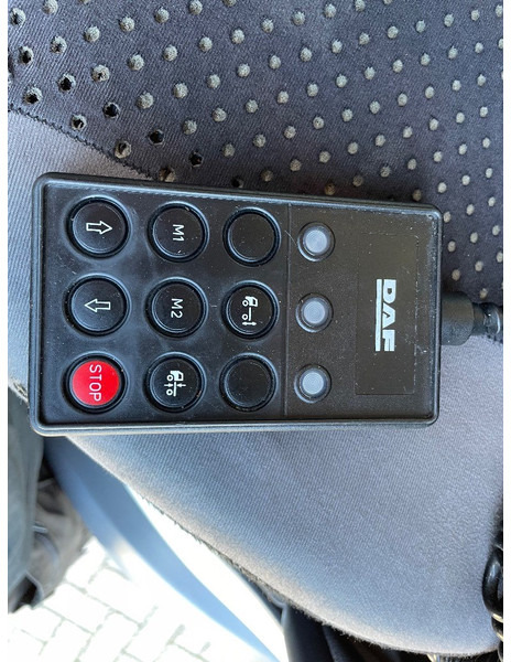 Camión caja cerrada DAF LF220: foto 19