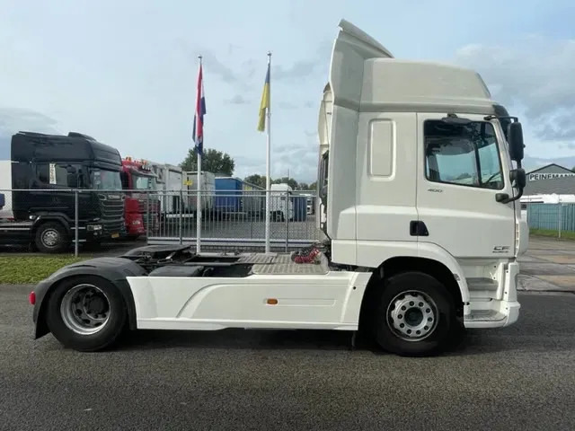 DAF CF 400 FT CF 400 Spacecab tractor head Top Condition - Cabeza tractora: foto 4 DAF CF 400 FT CF 400 Spacecab tractor head Top Condition - Cabeza tractora: foto 4