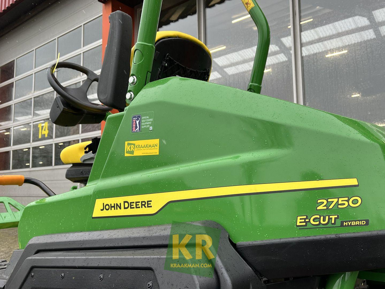 John Deere 2750 E-CUT HYBRID - Cortacésped: foto 4 John Deere 2750 E-CUT HYBRID - Cortacésped: foto 4