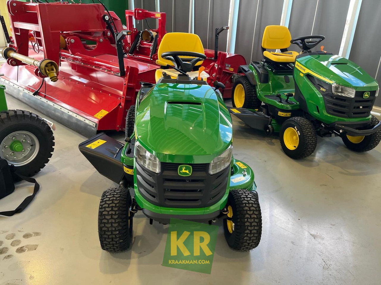 John Deere X127 - Cortacésped: foto 2 John Deere X127 - Cortacésped: foto 2