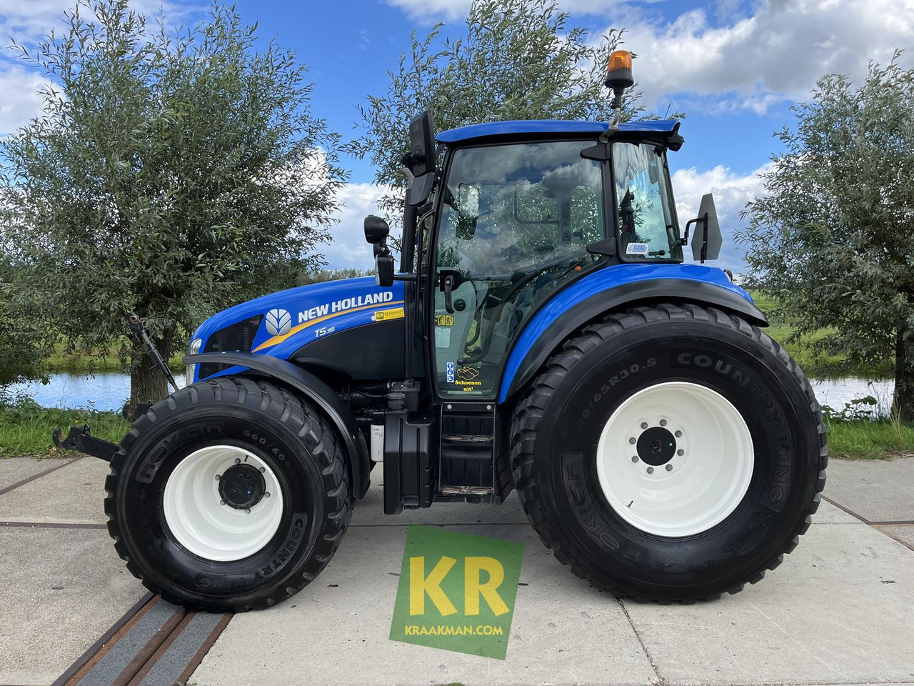 New Holland T5.95 - Tractor: foto 2 New Holland T5.95 - Tractor: foto 2