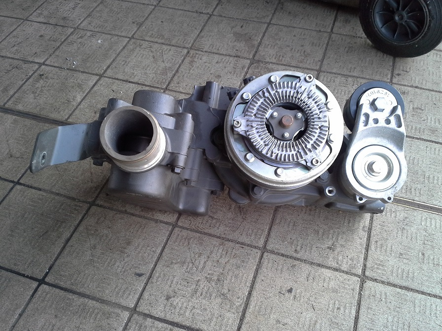 POMPA WODY OBUDOWA POMPY DAF XF 106 440 MX11 1993420 - Bomba de refrigerante: foto 2 POMPA WODY OBUDOWA POMPY DAF XF 106 440 MX11 1993420 - Bomba de refrigerante: foto 2