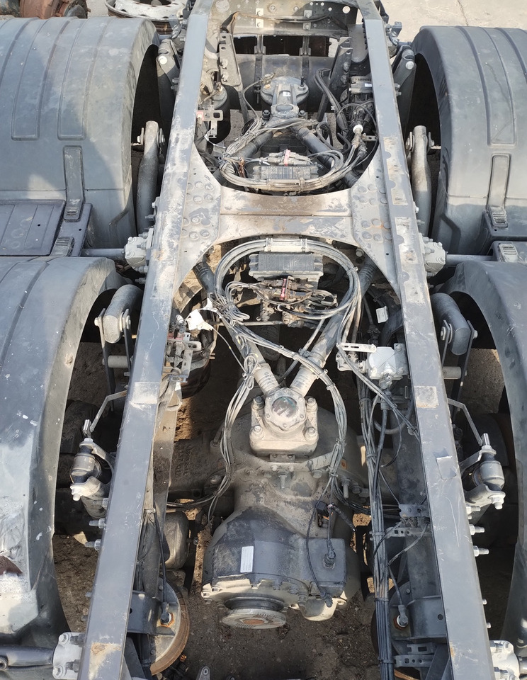 Volvo Rear axle differential LIFTING AXLE FH 500 FH 550 8x4 6x4 RTS2370A MS15VE 2.83 - Eje y piezas: foto 3 Volvo Rear axle differential LIFTING AXLE FH 500 FH 550 8x4 6x4 RTS2370A MS15VE 2.83 - Eje y piezas: foto 3