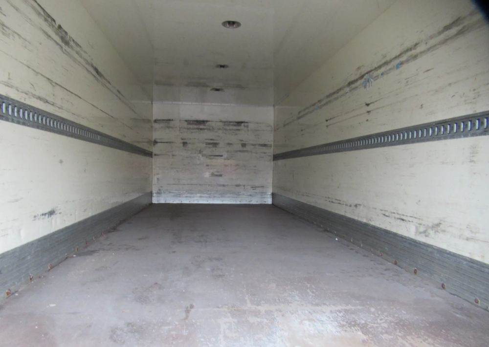 Mercedes-Benz Atego 1224 - Camión frigorífico: foto 5 Mercedes-Benz Atego 1224 - Camión frigorífico: foto 5