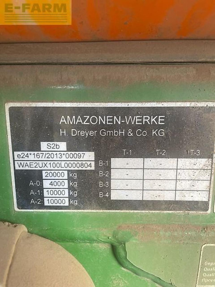 Amazone ux 11201 super (36m) - Pulverizador arrastrado: foto 2 Amazone ux 11201 super (36m) - Pulverizador arrastrado: foto 2