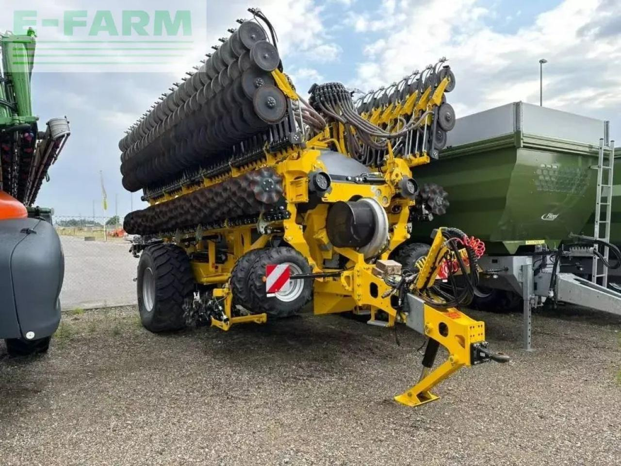 Bednar efecta ce 12000 db - Combinado de siembra: foto 1 Bednar efecta ce 12000 db - Combinado de siembra: foto 1