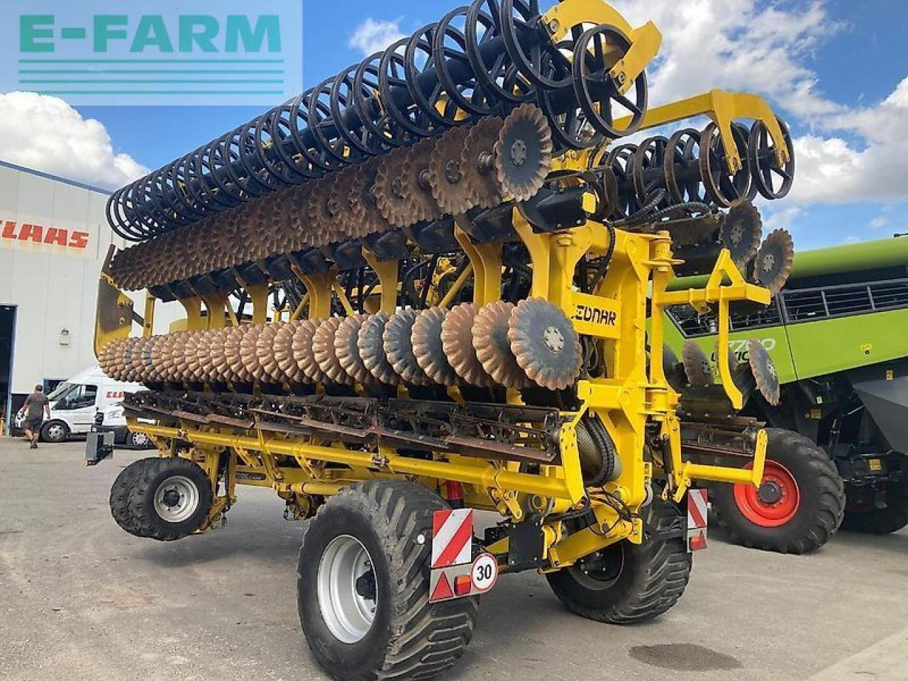Bednar xe 12400 profi +alfa 800 - Rastras: foto 1 Bednar xe 12400 profi +alfa 800 - Rastras: foto 1