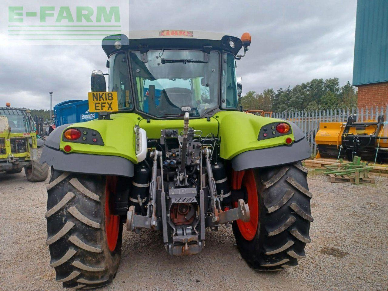 CLAAS ARION 420 CLASSIC - Tractor: foto 3 CLAAS ARION 420 CLASSIC - Tractor: foto 3
