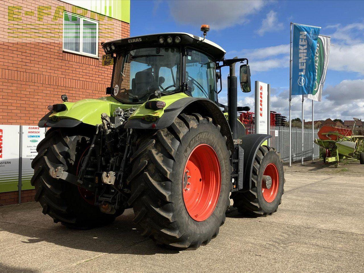 CLAAS AXION 850 CEBIS - Tractor: foto 4 CLAAS AXION 850 CEBIS - Tractor: foto 4
