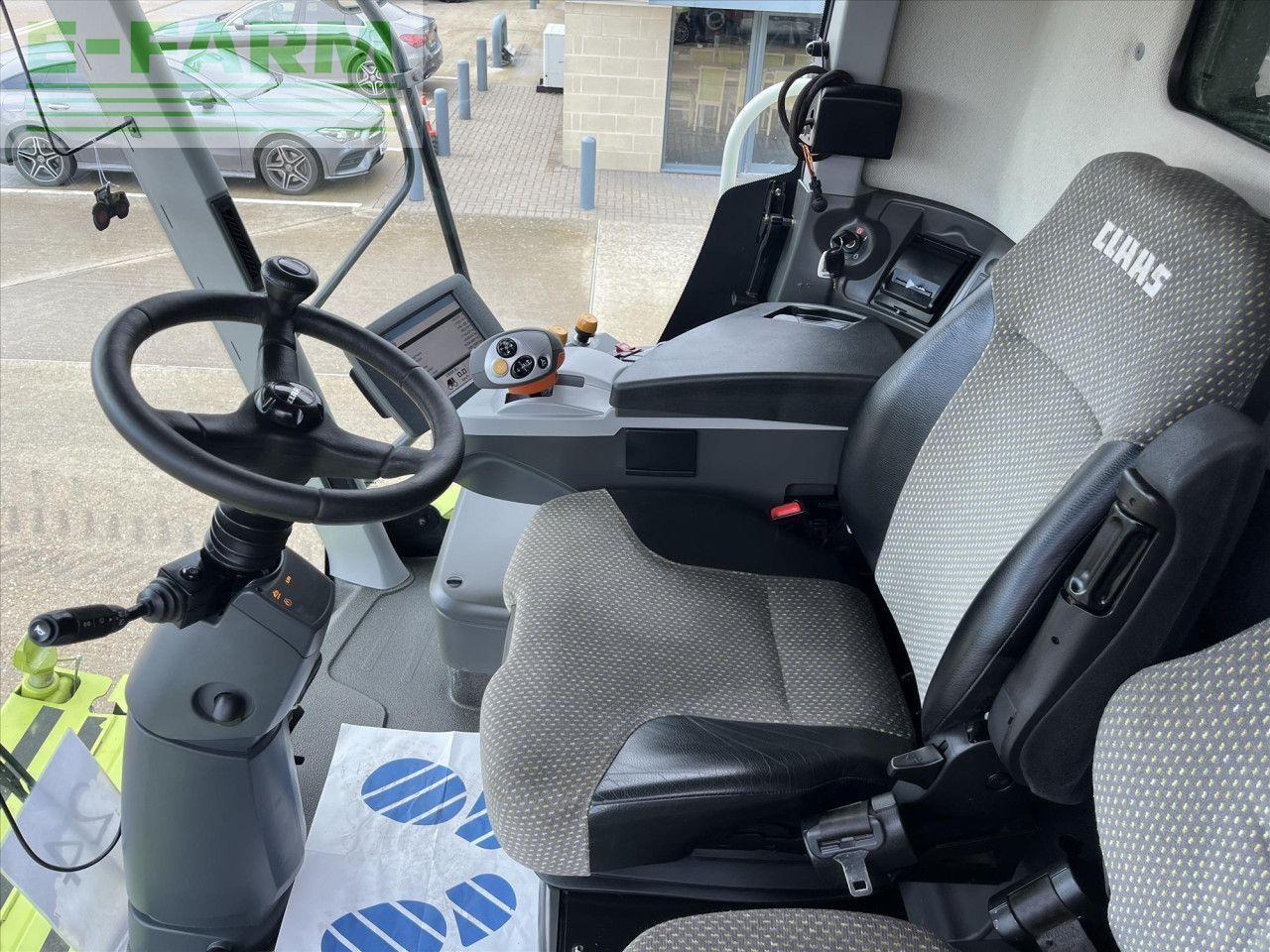 Cosechadora de granos CLAAS LEXION 770 TT: foto 9