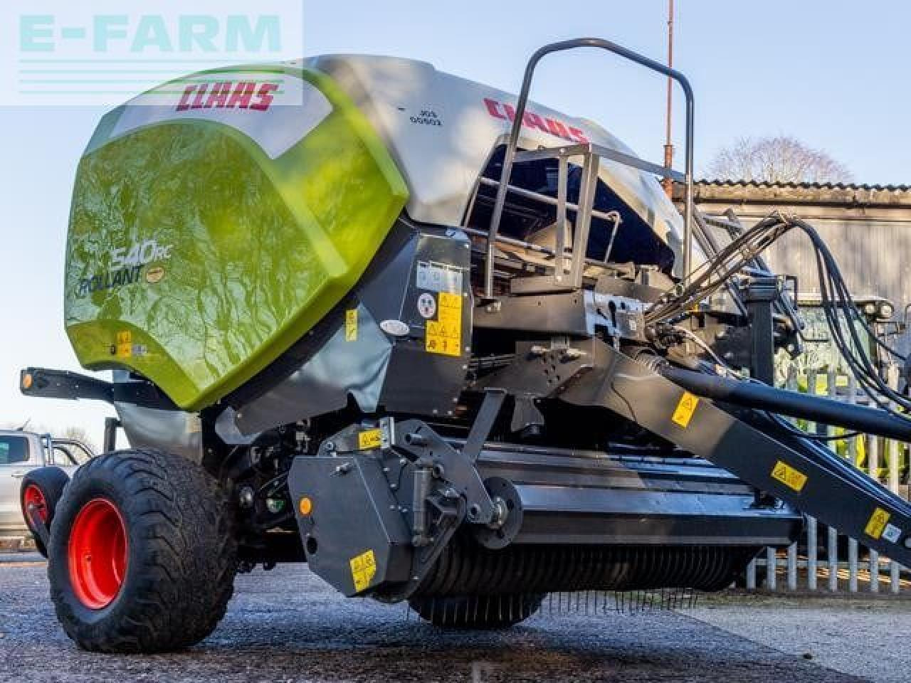 CLAAS ROLLANT 540 R - Empacadora de pacas cuadradas: foto 2 CLAAS ROLLANT 540 R - Empacadora de pacas cuadradas: foto 2
