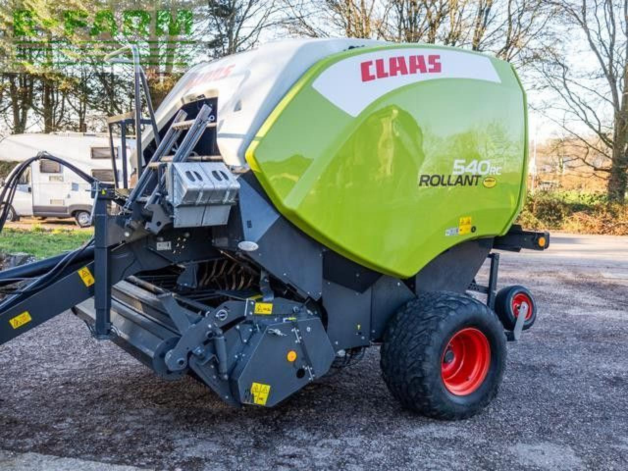 CLAAS ROLLANT 540 R - Empacadora de pacas cuadradas: foto 1 CLAAS ROLLANT 540 R - Empacadora de pacas cuadradas: foto 1
