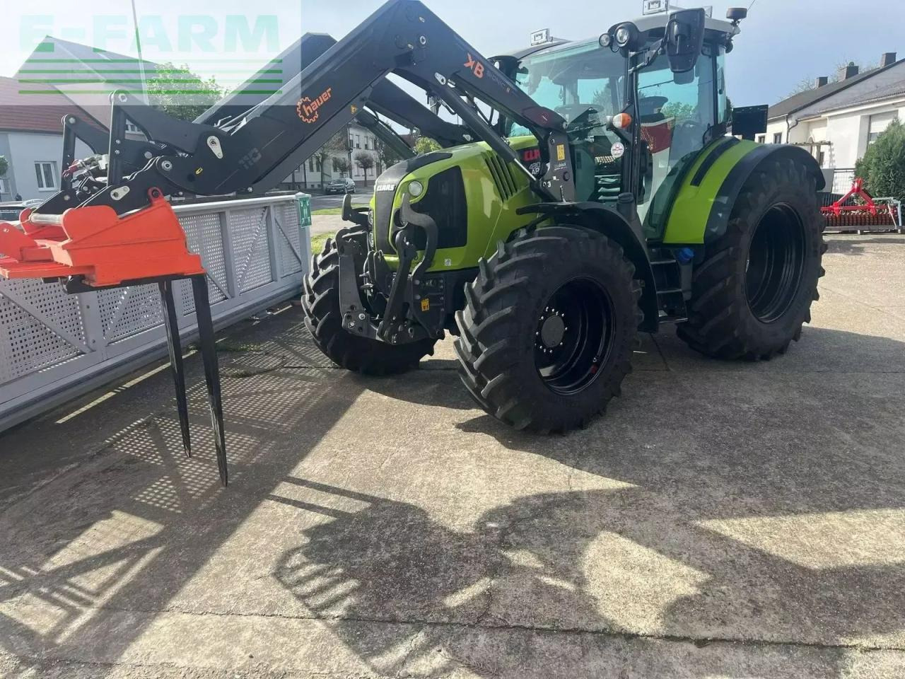 CLAAS arion 430 cis+ - Tractor: foto 1 CLAAS arion 430 cis+ - Tractor: foto 1