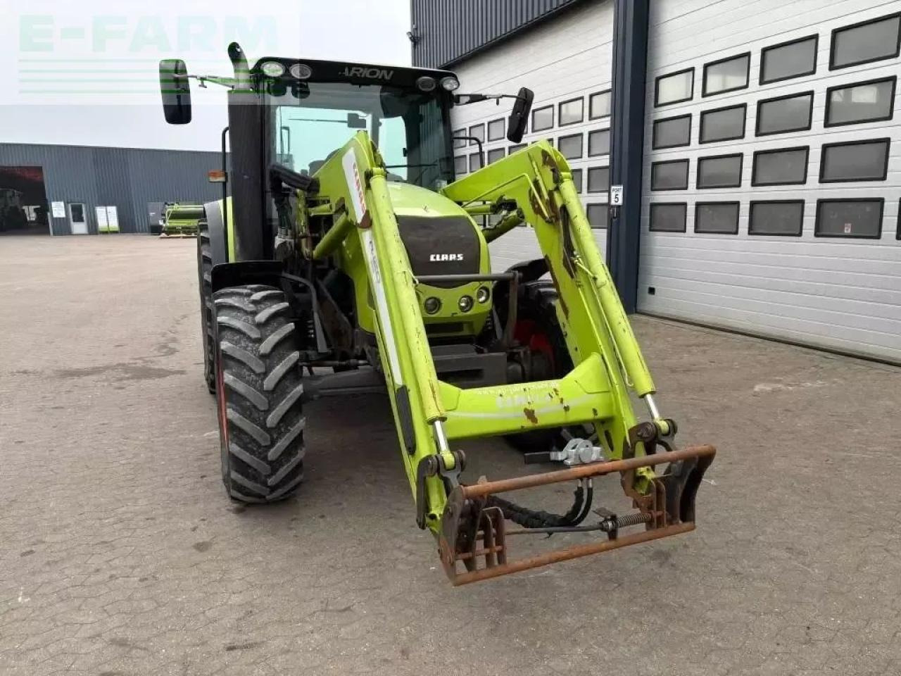 CLAAS arion 430 cis - Tractor: foto 3 CLAAS arion 430 cis - Tractor: foto 3