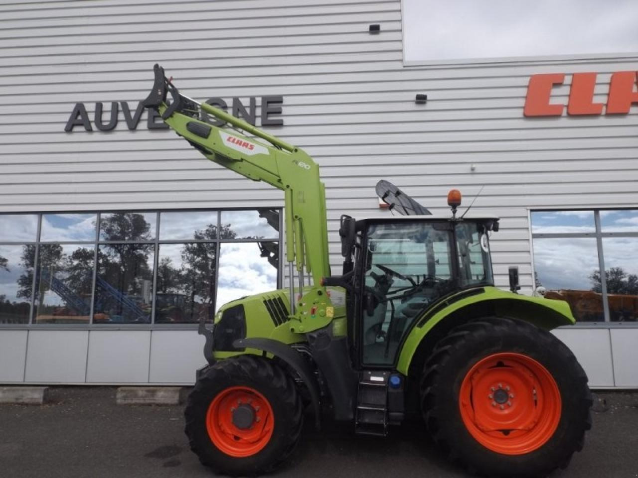 CLAAS arion 430 mr business - Tractor: foto 2 CLAAS arion 430 mr business - Tractor: foto 2