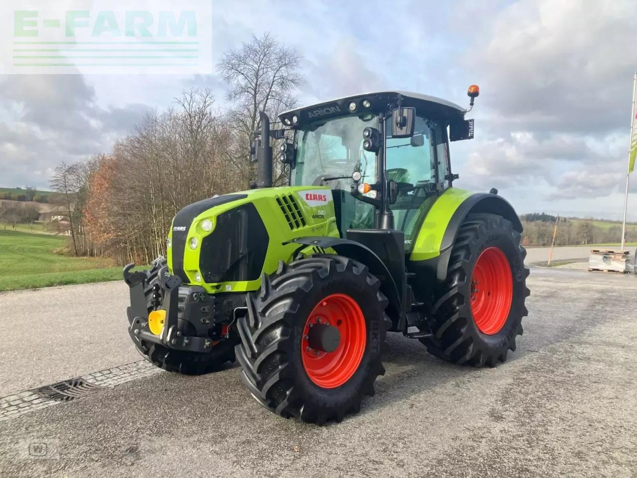 CLAAS arion 510 cmatic cis+ CMATIC CIS+ - Tractor: foto 1 CLAAS arion 510 cmatic cis+ CMATIC CIS+ - Tractor: foto 1