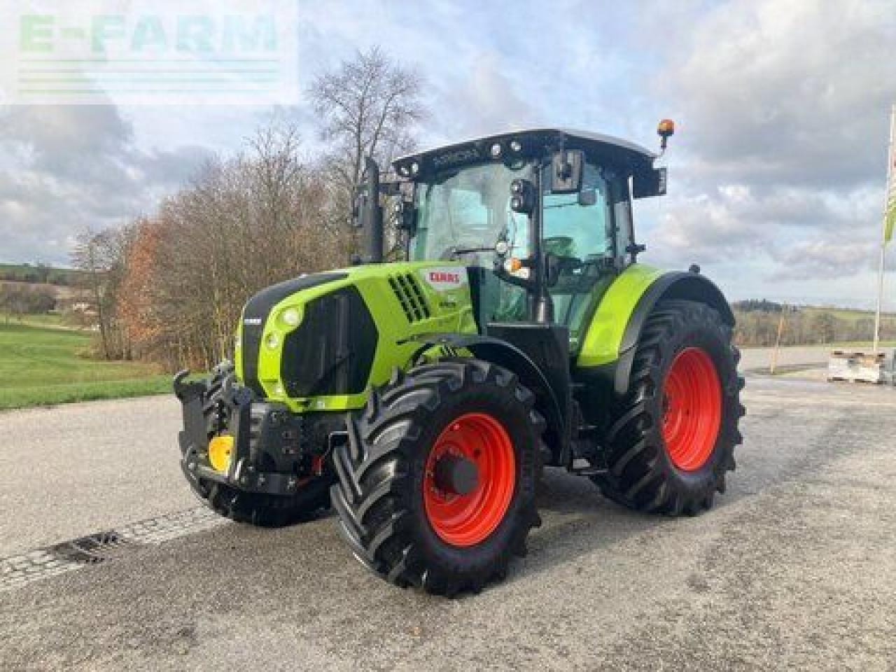 CLAAS arion 510 cmatic cis+ CMATIC CIS+ - Tractor: foto 1 CLAAS arion 510 cmatic cis+ CMATIC CIS+ - Tractor: foto 1
