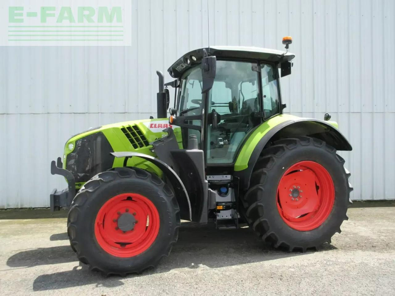 CLAAS arion 510 - s5 sur mesure - Tractor: foto 1 CLAAS arion 510 - s5 sur mesure - Tractor: foto 1