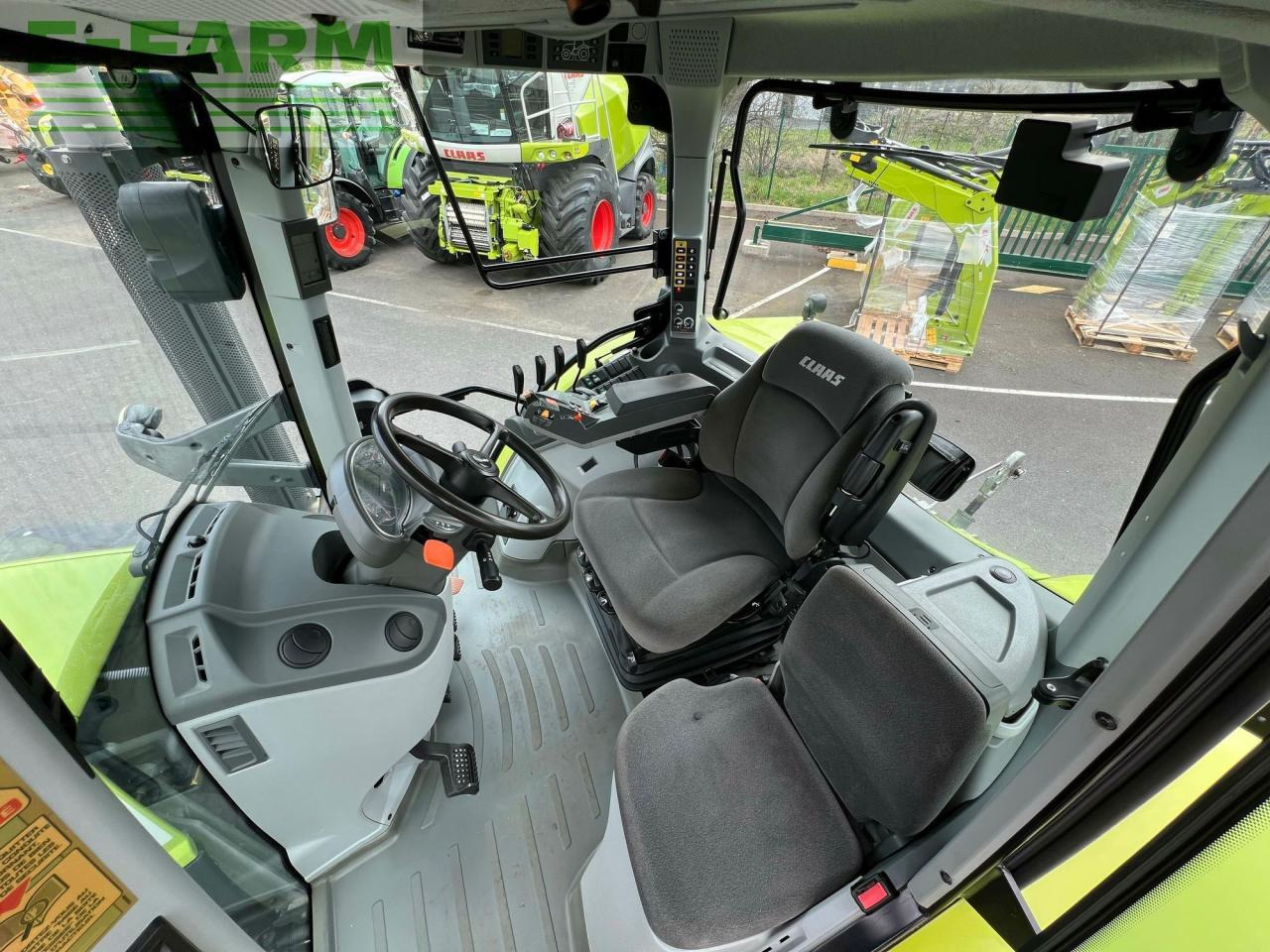 Tractor CLAAS arion 530 cis CIS: foto 9