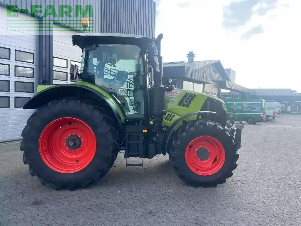 Tractor CLAAS arion 550 cmatic CMATIC: foto 9