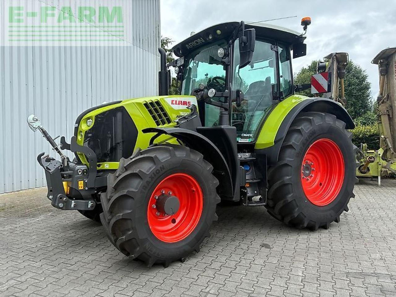 CLAAS arion 550 cmatic CMATIC - Tractor: foto 1 CLAAS arion 550 cmatic CMATIC - Tractor: foto 1