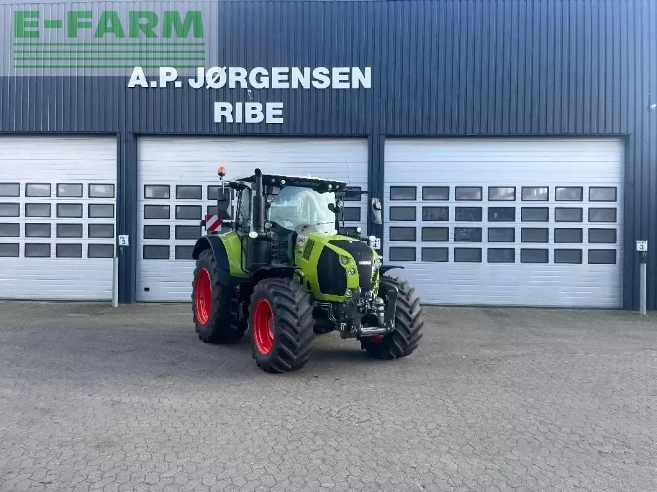 Tractor CLAAS arion 550 cmatic CMATIC: foto 7