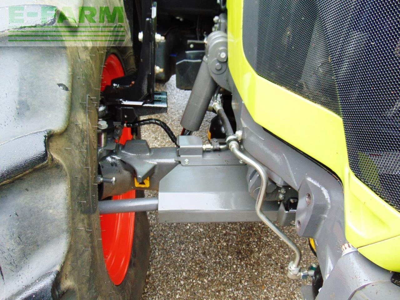 CLAAS arion 550 cmatic cis+ CMATIC CIS+ - Tractor: foto 3 CLAAS arion 550 cmatic cis+ CMATIC CIS+ - Tractor: foto 3