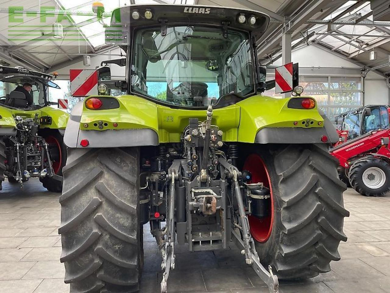 CLAAS arion 550 hexashift cis HEXASHIFT CIS - Tractor: foto 4 CLAAS arion 550 hexashift cis HEXASHIFT CIS - Tractor: foto 4