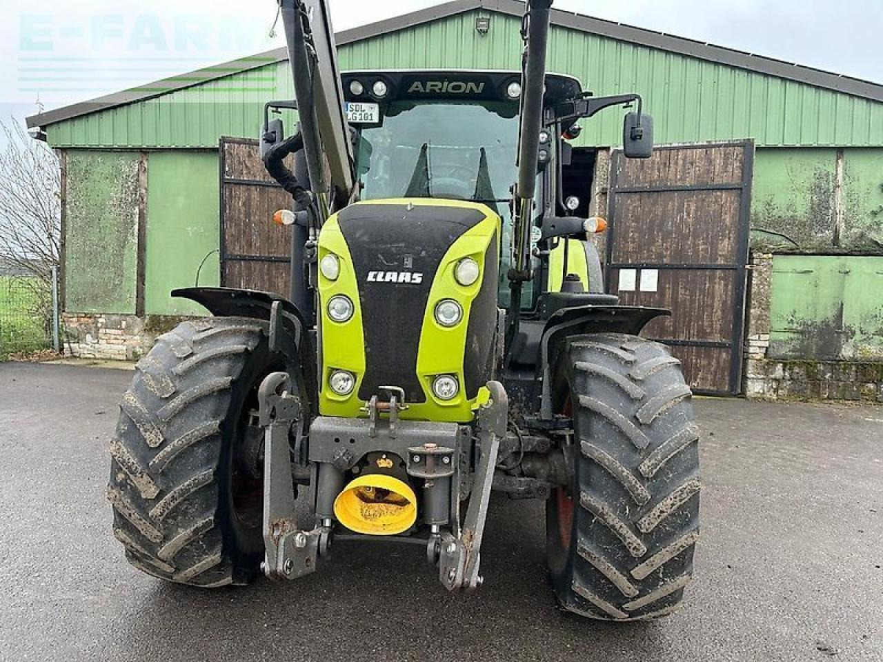 CLAAS arion 620 - Tractor: foto 2 CLAAS arion 620 - Tractor: foto 2