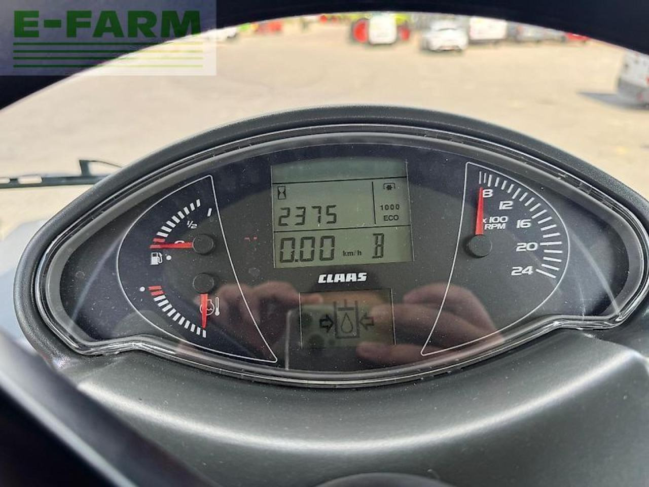 CLAAS arion 620 cebis hexa-shift CEBIS - Tractor: foto 5 CLAAS arion 620 cebis hexa-shift CEBIS - Tractor: foto 5
